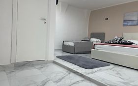 LudBen House